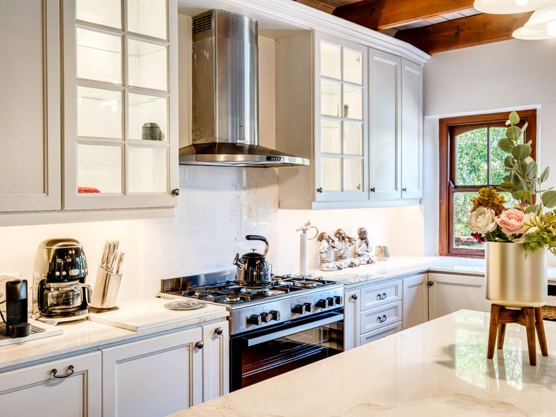 Country-style serenity, city-life convenience - Photo 9