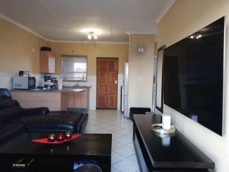 8. Peace of Mind at Honeypark Roodepoort- 24 hr Security and CCTV - Photo 3