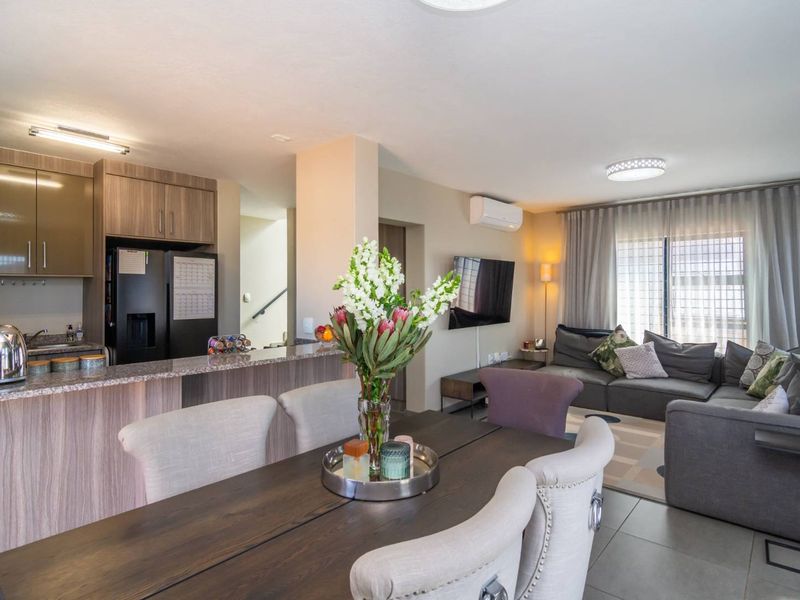 Luxury living with panoramic views `and versatile spaces - Photo 4