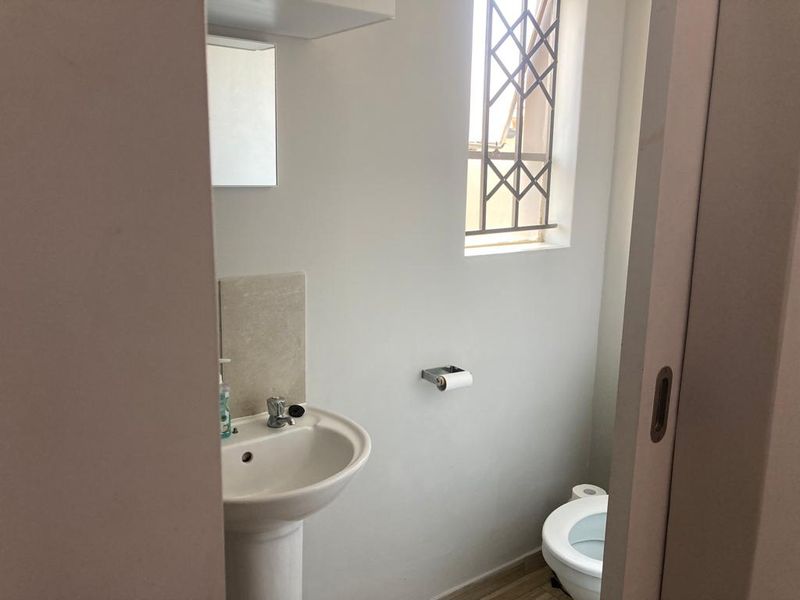Riverside View Ext 35- R 1 200 000 Lovely family home !! - Photo 10