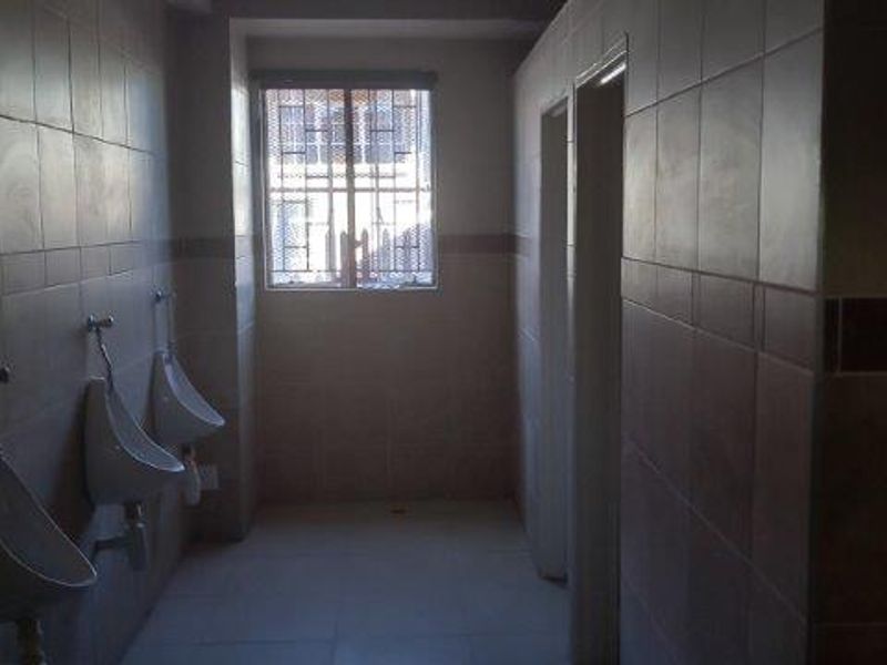 OFFICE / SHOP TO LET - SOUTHERN INDUSTRIAL - Photo 3