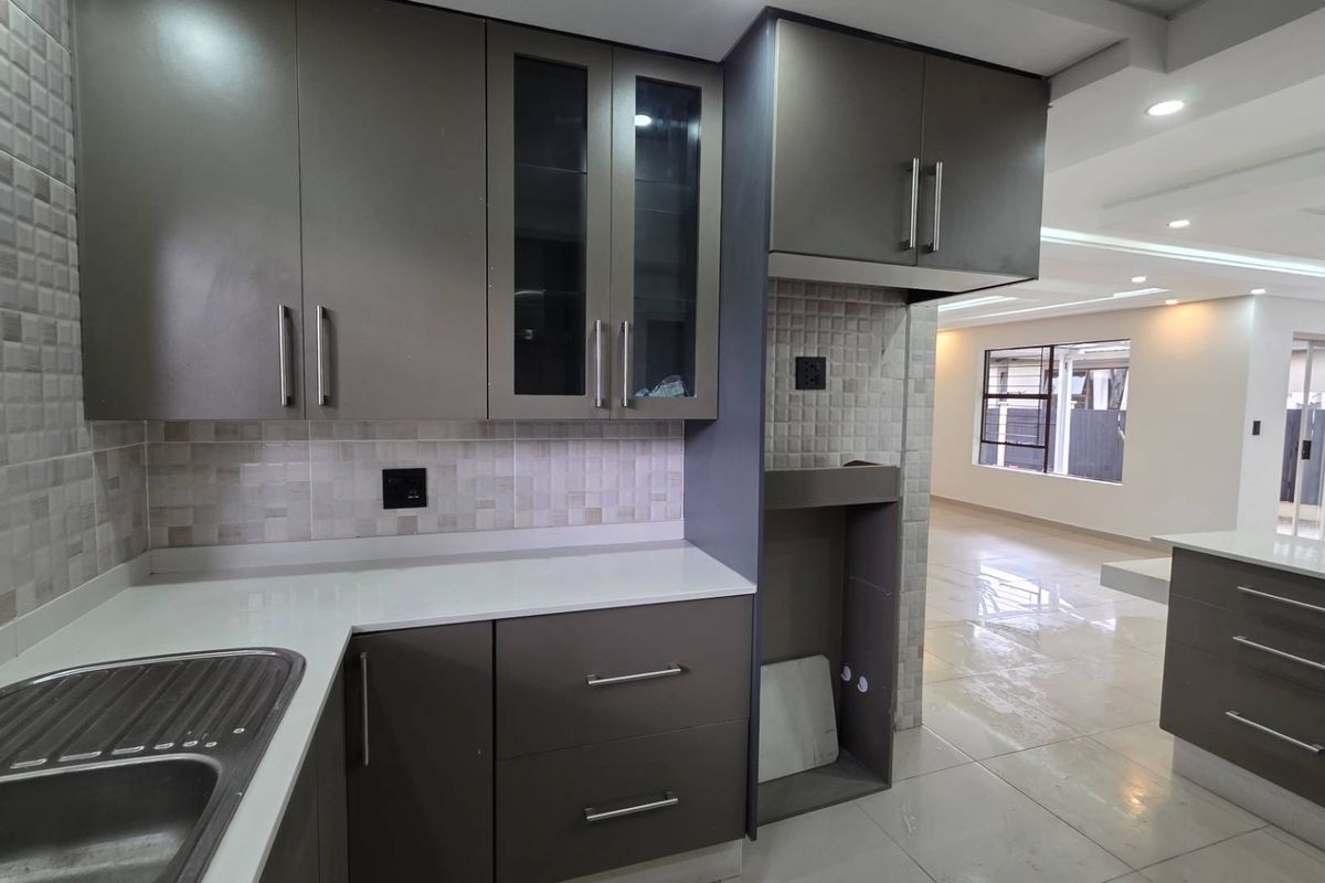 Renovated to Impress, Designed to Inspire - Photo 5