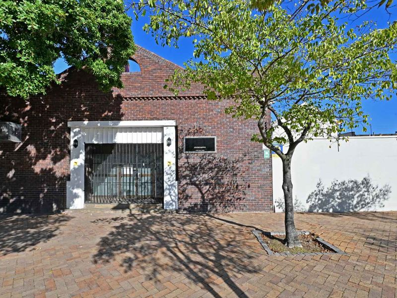 High visibility Retail & Residential building in Glenlily - Photo 9