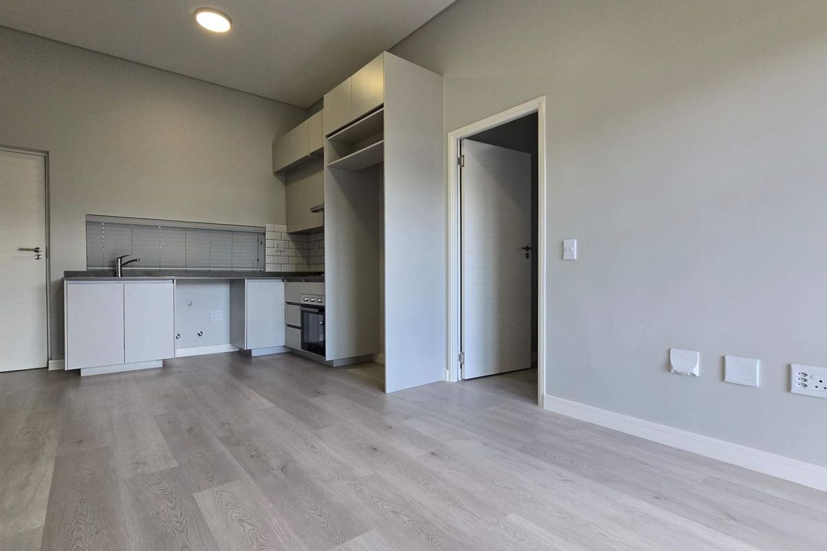 Spacious North-Facing Apartment in Hartland Retirement Village - Photo 4