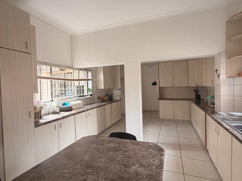 Your Dream Home Awaits! - Photo 2