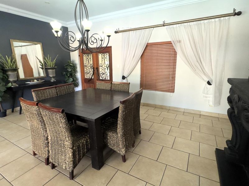 3 Bedroom Double-Story Masterpiece in Prestigious Estate - Photo 6