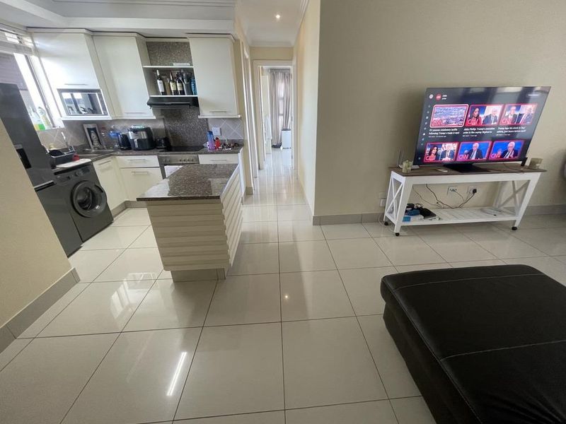 Hendra - Luxury 2-Bedroom Apartment for Sale | One On Herrwood | Breathtaking Sea Views - Photo 4