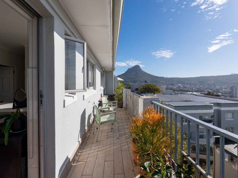 3 Bedroom Apartment - Photo 4