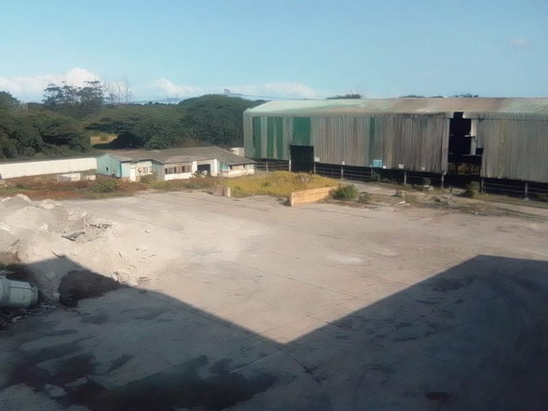 Industrial Warehouse with excellent Operational Space and Secure Facilities - Photo 7