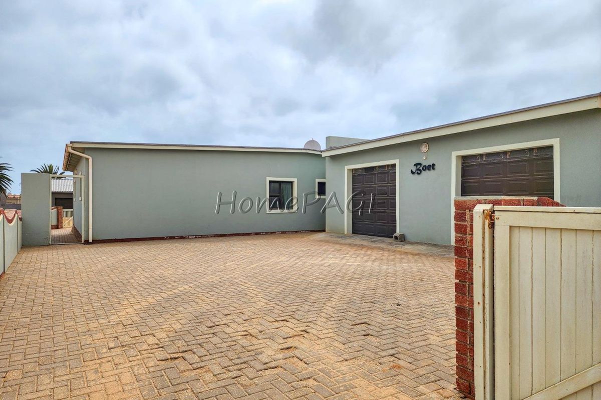 Ext 3 (North Dune), Henties Bay:  Spacious home with lots on offer - Photo 3