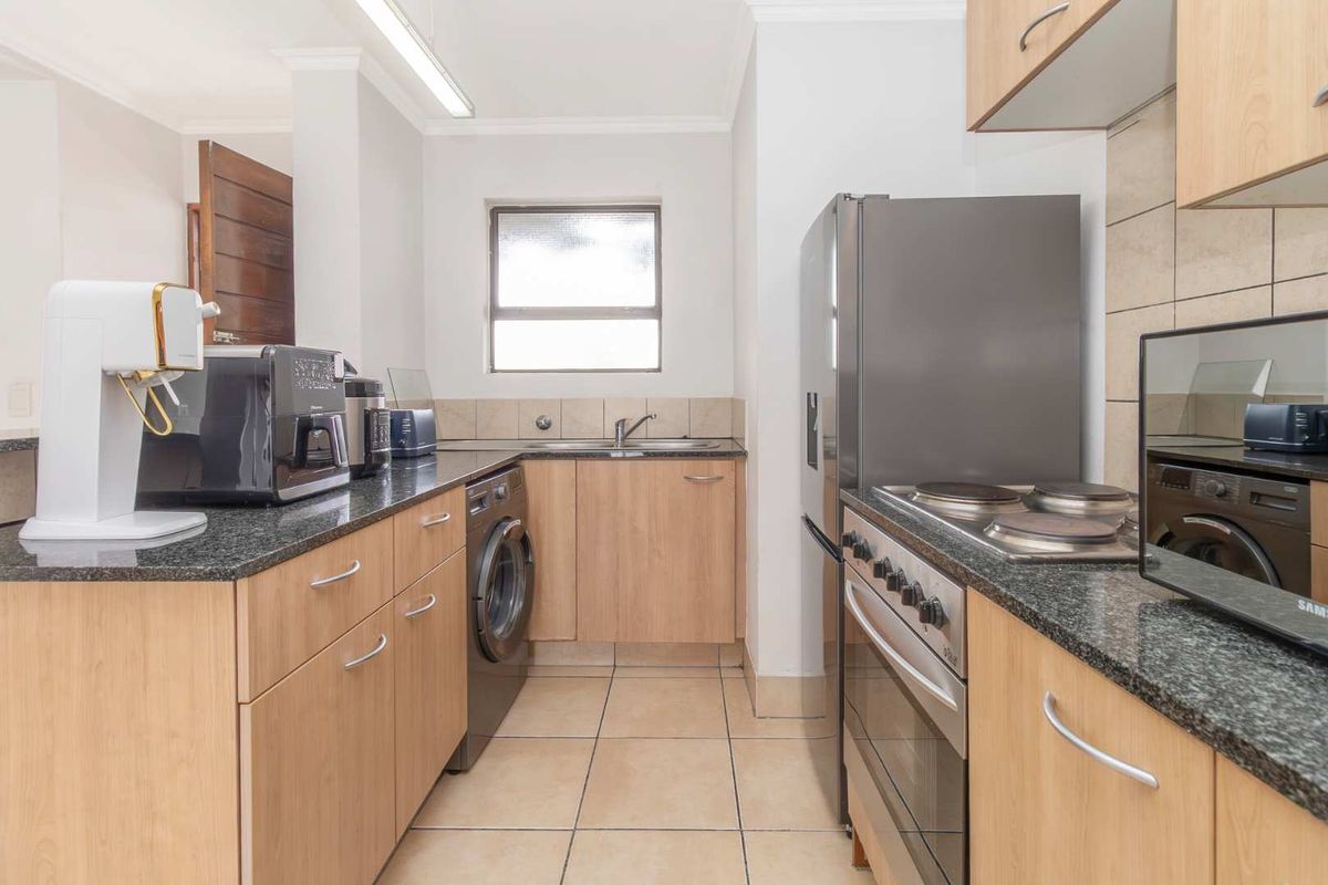 Light-Filled & Priced to Sell! - Photo 3