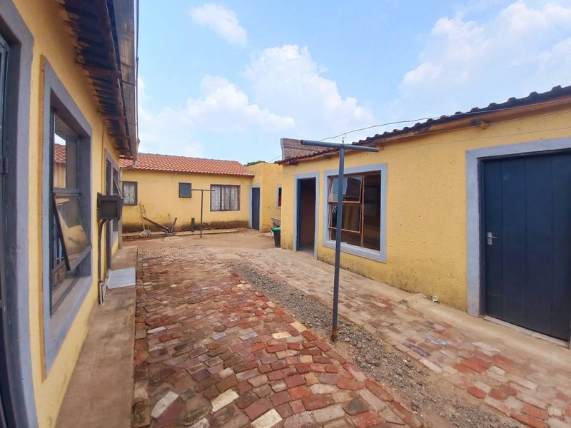 Two Bedrooms RDP house with Nine outside rooms for sale - Photo 3