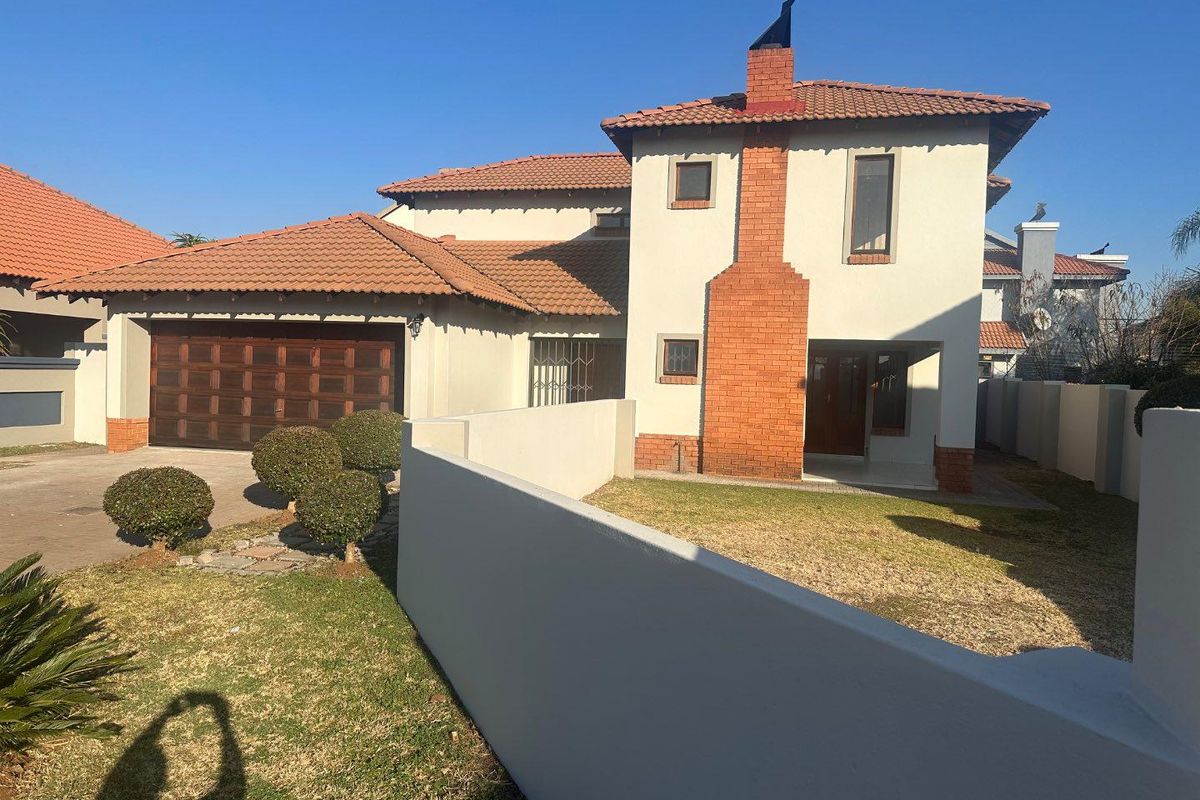 “COMPLETELY RENOVATED HOUSE, BOTH INSIDE AND OUT, WITH ALL FEATURES BRAND NEW.” - Photo 3