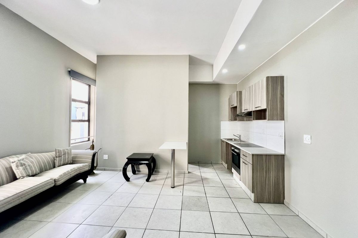 Modern Rosebank Apartment with Pool & Cinema Access - Photo 4