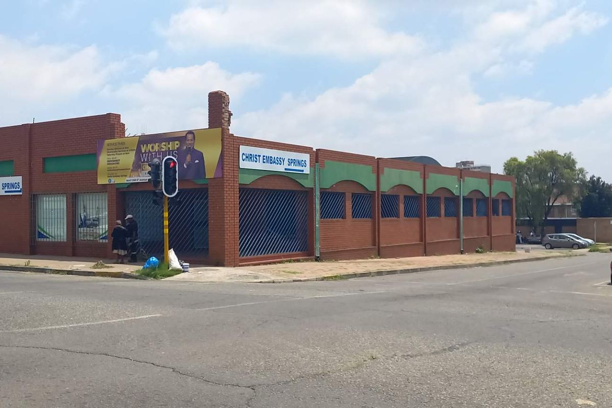 Commercial Business Property For Sale - Photo 3