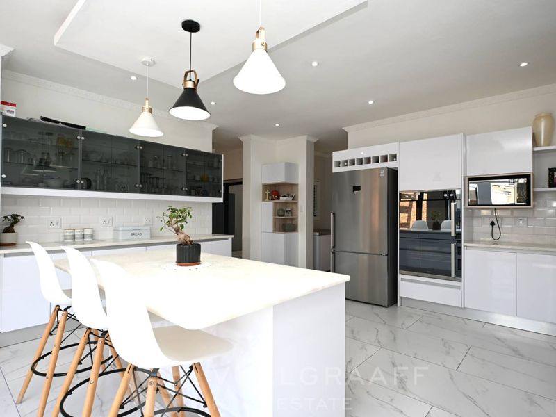 Exceptional Design, Exceptional Living - Photo 10