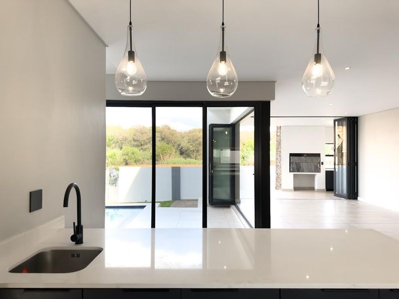 Modern Family Home in Fountainbrook Estate — Designed for Comfort and Easy Living - Photo 9