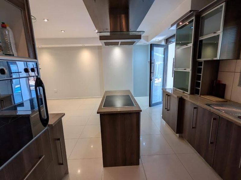 5 BEDROOM FAMILY HOME FOR SALE – OLD ACADEMIA - Photo 6