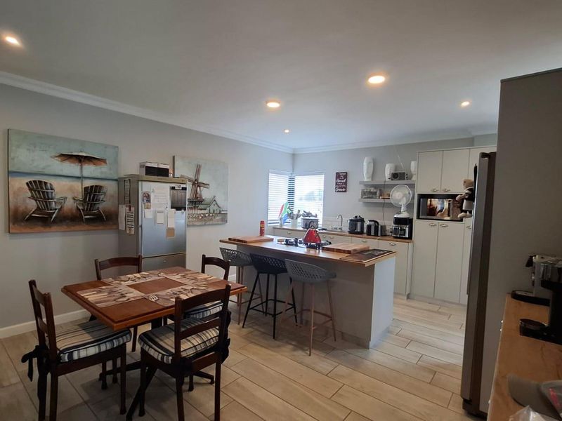 Coastal Luxury & Flair at Breedezicht Estate! - Photo 9