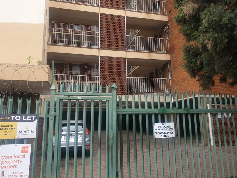 Bargain 3 Bedroom Apartment - Photo 10