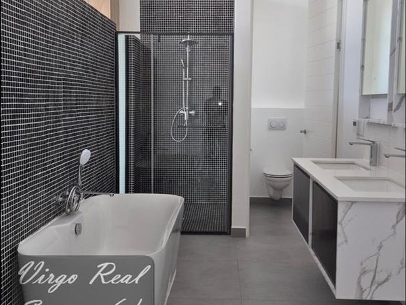 LUXURY TOWNHOUSE TO RENT-  Auasblick, Windhoek - Photo 9