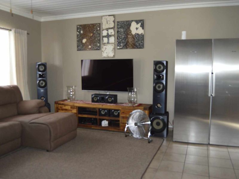 A HIDDEN GEM IN SHANGRILA - Photo 10