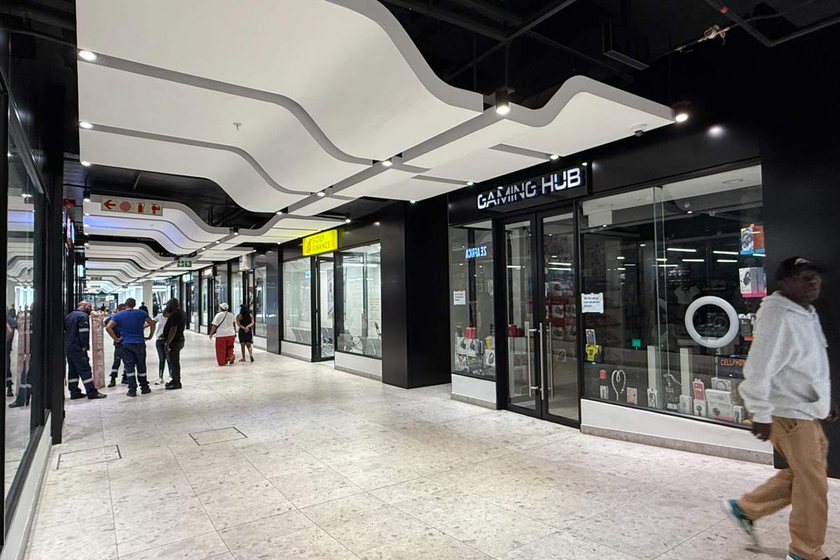 36m2 retail unit to let in newly refurbished The Mutual - Photo 5