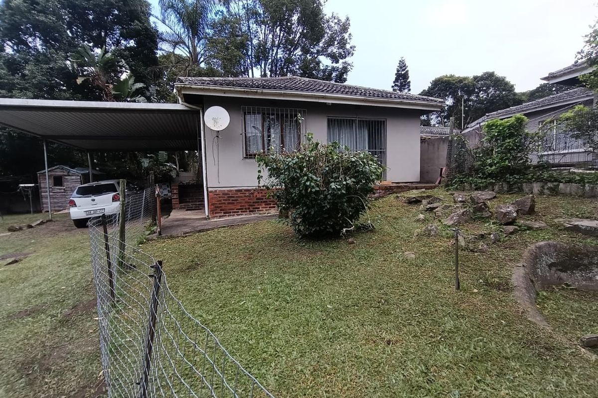 To Rent - Two Bedroom cottage |  01 June 2026 - Photo 3