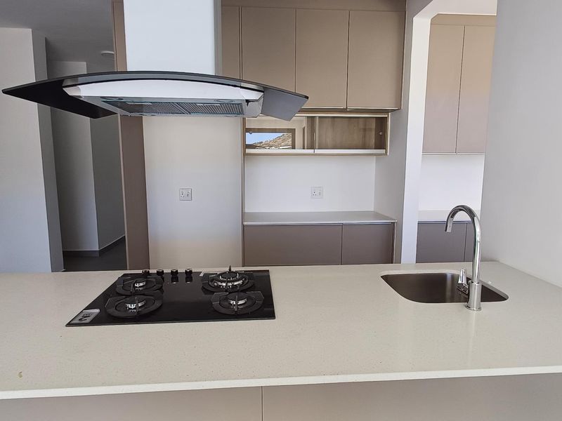 To Let - Photo 9