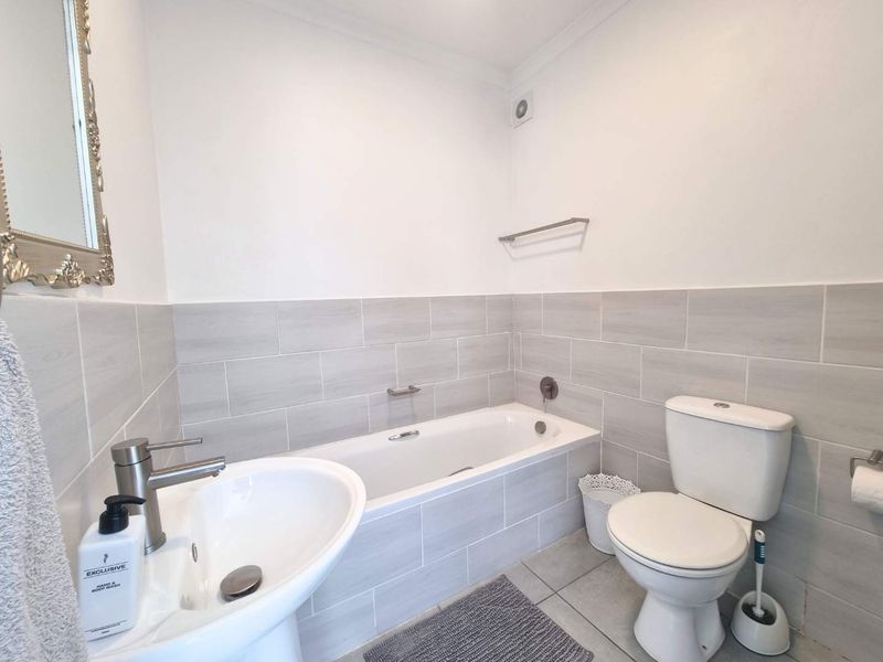 Discover Your Coastal Haven at Endeavour - Photo 9