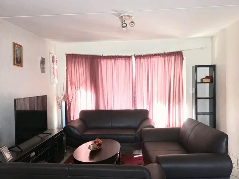 Corner apartment - Photo 5