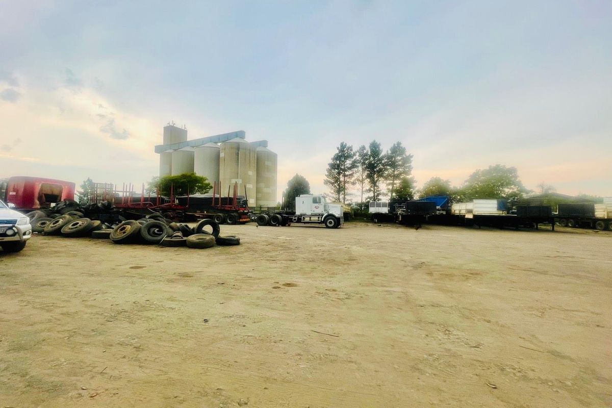 Industrial Property for sale. - Photo 3