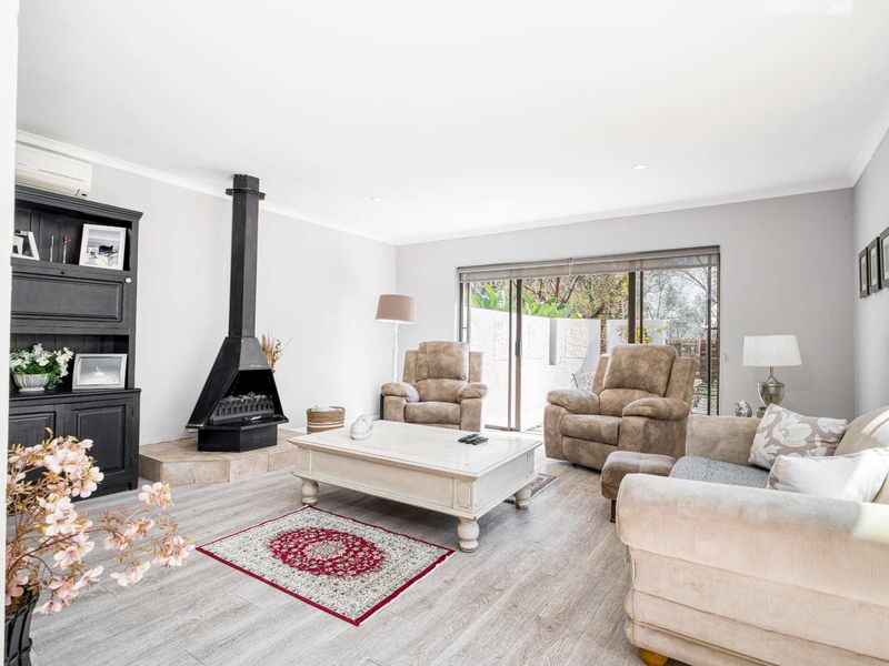 4 BEDROOM HOME FOR SALE IN FOURWAYS GARDENS RESIDENTIAL ESTATE - Photo 4