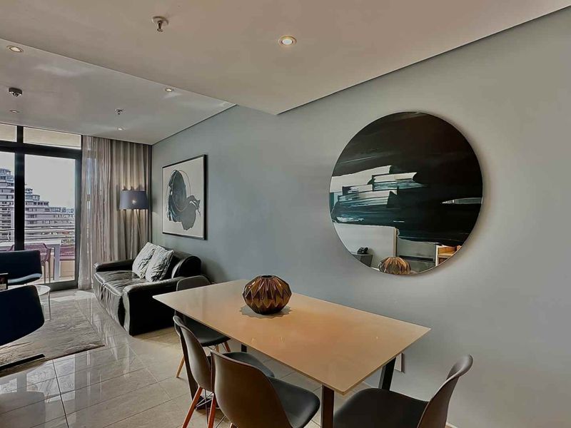 2 BEDROOM | 2 BATHROOM APARTMENT - Photo 5