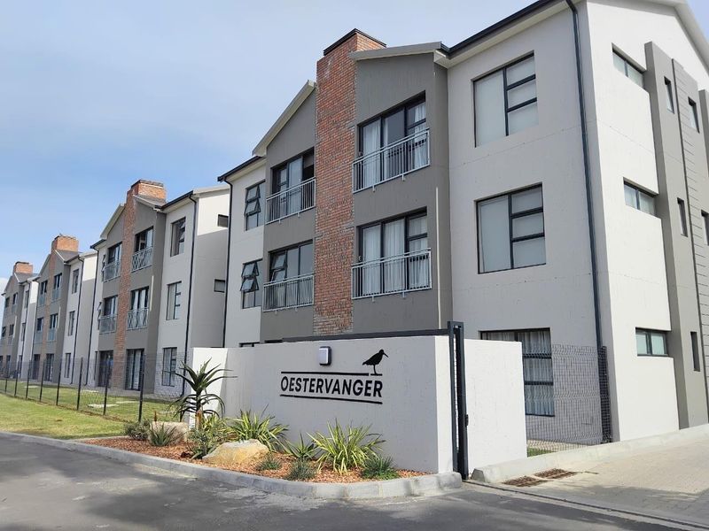 Charming 2 Bedroom Apartment in Hartenbos - Photo 2