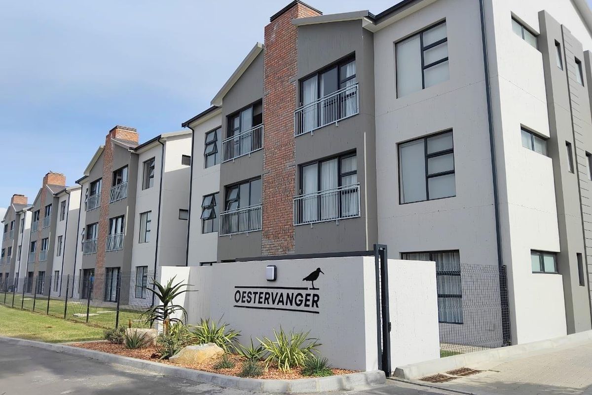 Charming 2 Bedroom Apartment in Hartenbos - Photo 2