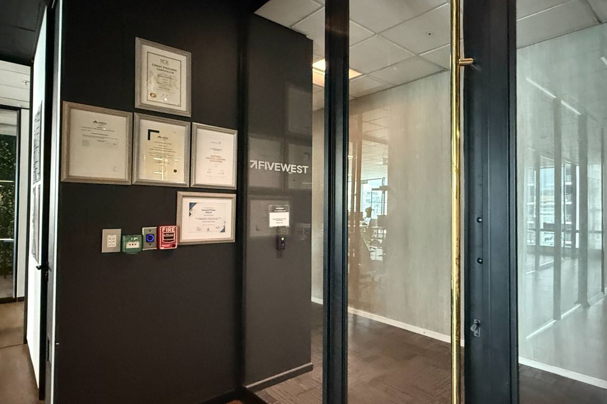 AAA-grade office space with panoramic views in Cape Town CBD - Photo 3