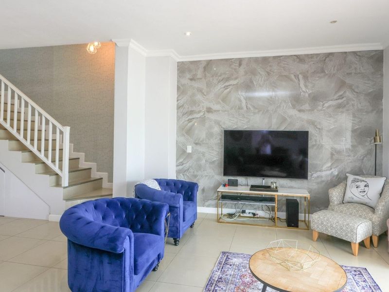 La Lucia Ridge Gem calm & stylish living - Photo 6