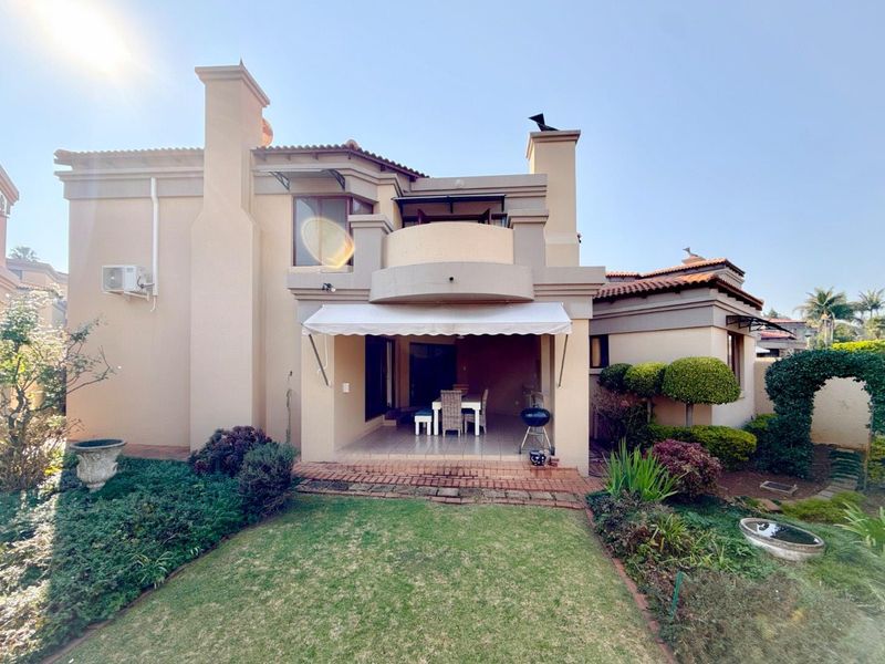 Perfectly Located House, Move-In Ready - Photo 5