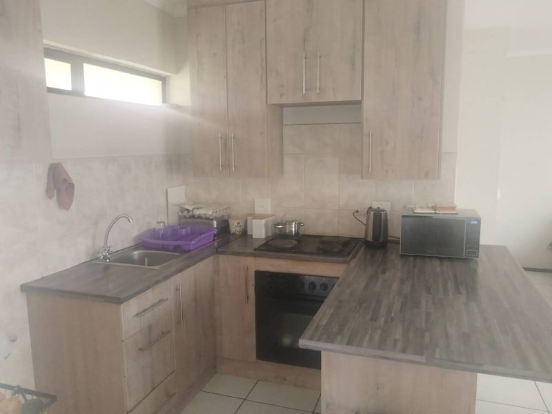 Apartment For Sale in Parkrand, Boksburg - Photo 2
