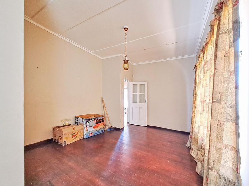Central, Walvis Bay.  3 Bedroom on LARGE PLOT for sale - Photo 10