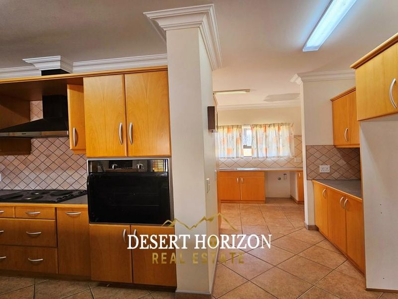 Swakopmund , Vogelstrand | Stunning Coastal Property with Breathtaking Sea Views - Photo 5