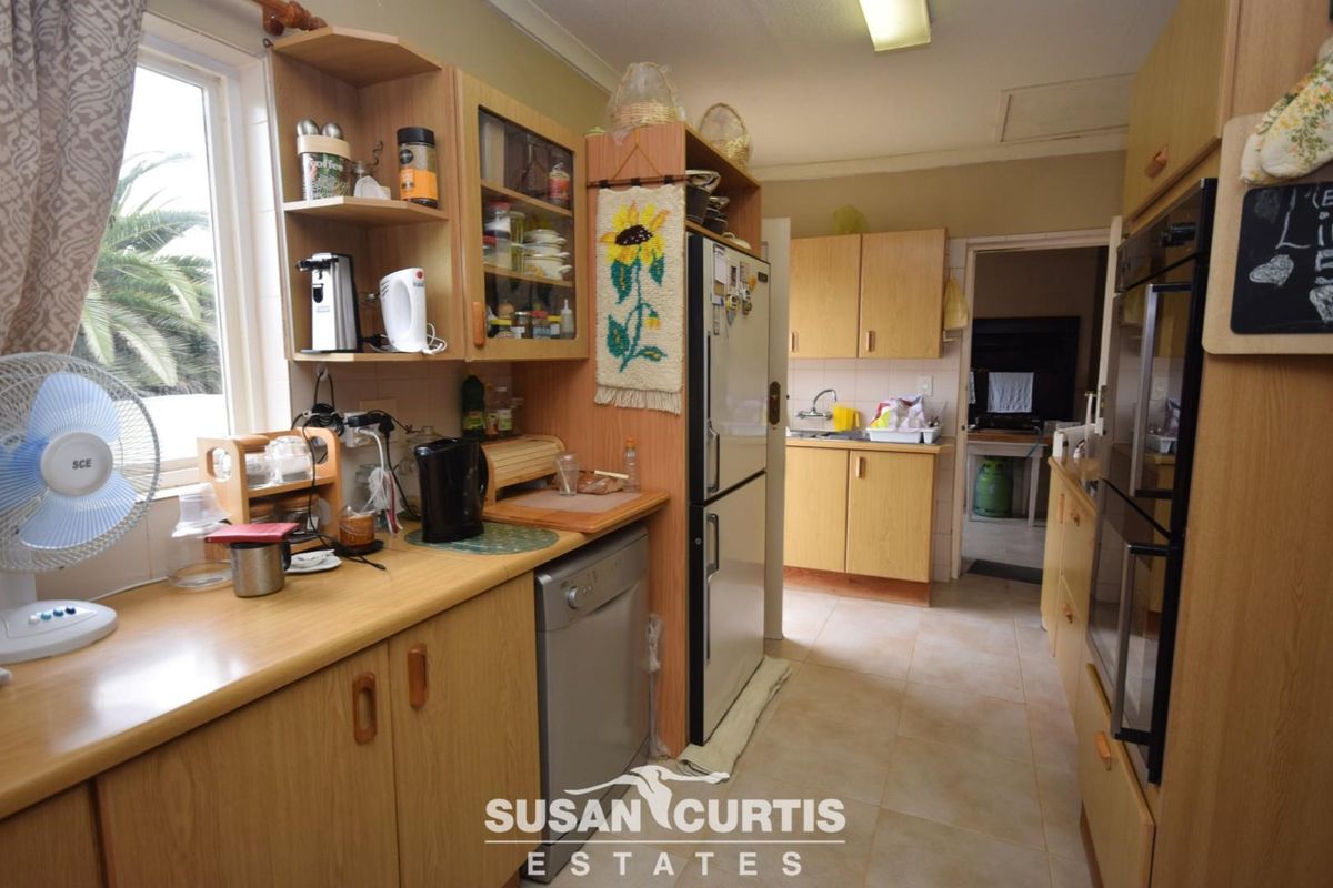 4 BEDROOM HOUSE WITH 4 FLATS FOR SALE IN HAGE HEIGHTS - Photo 4