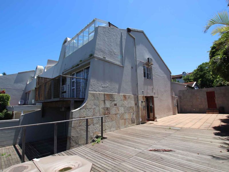 Hendra Estates - Stunning Townhouse For Rent In Prime Umhlanga Rocks! - Photo 2