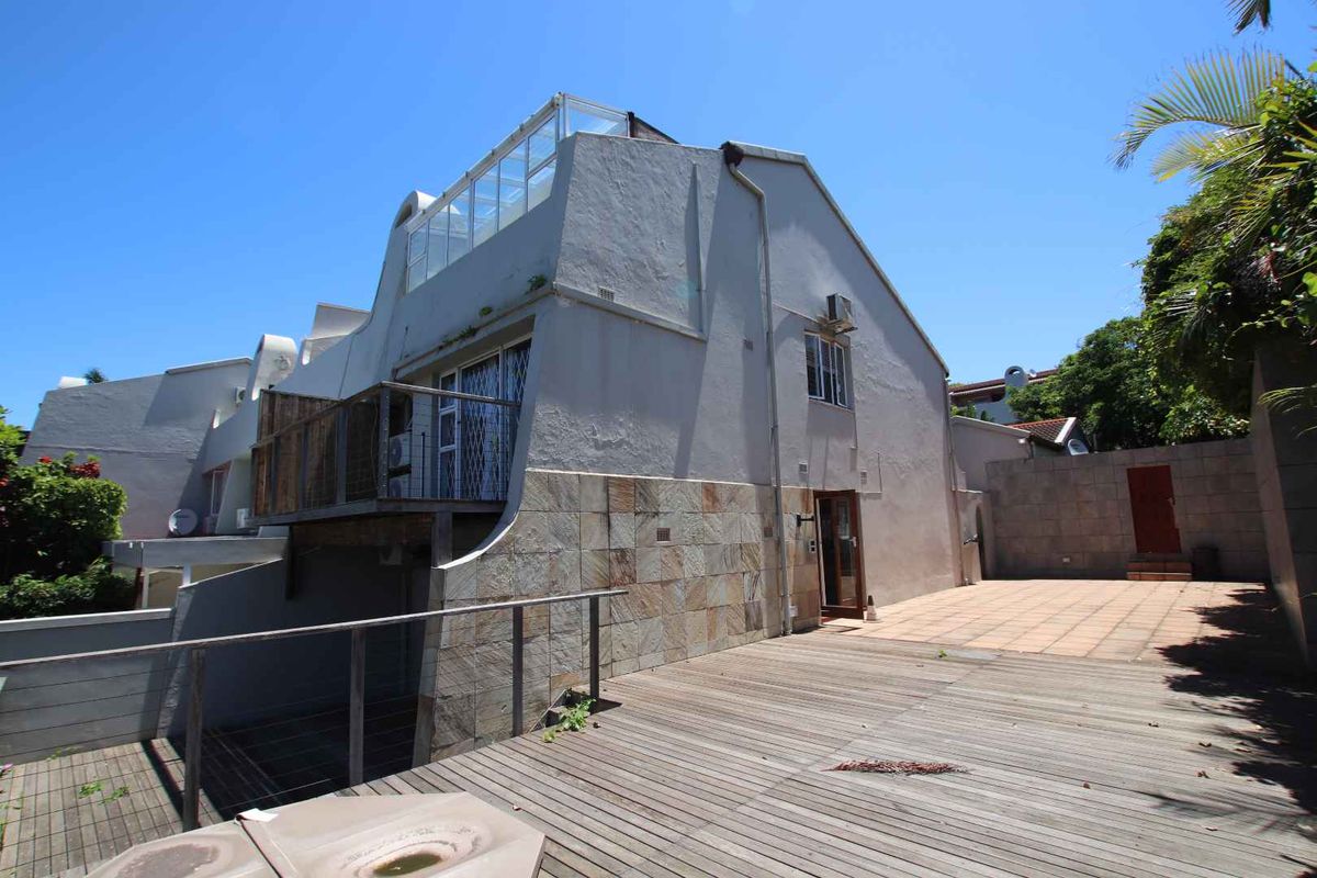 Hendra Estates - Stunning Townhouse For Rent In Prime Umhlanga Rocks! - Photo 2