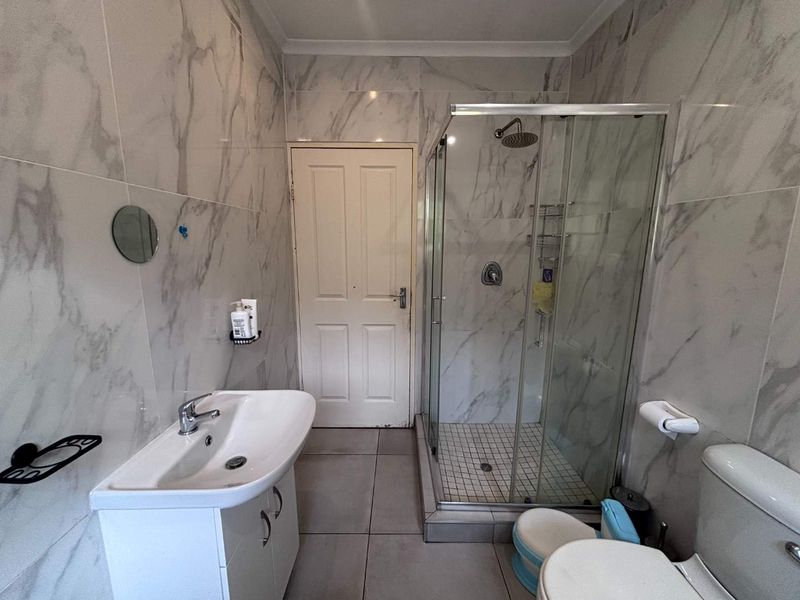 3 Bedroom House for Sale in Chasedene Estate, Pietermaritzburg - Photo 9