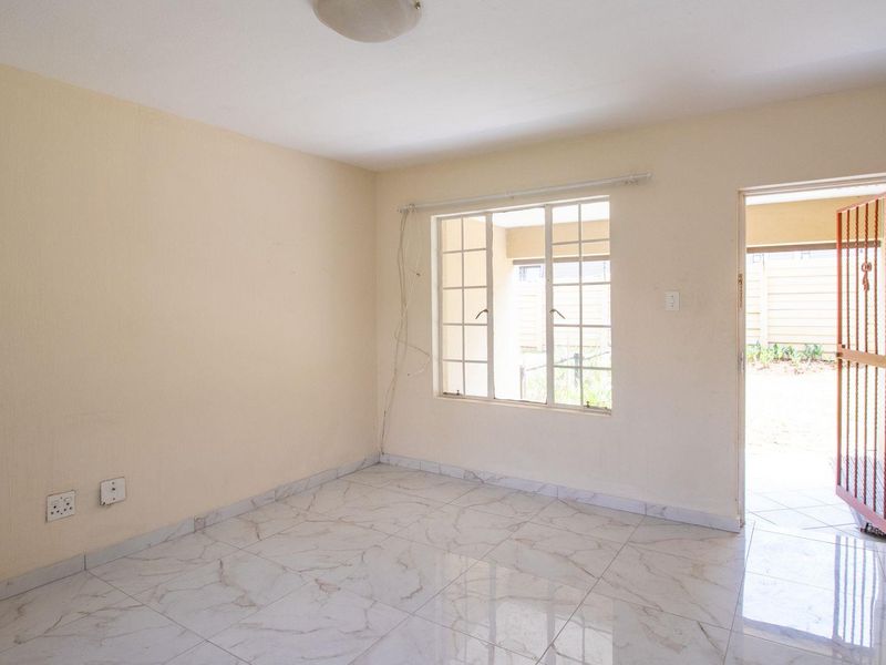 Modern ground floor two-bedroom apartment for sale. - Photo 9