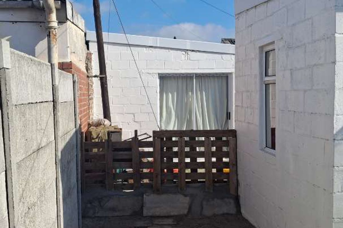 this Little Cottage has Huge potential - Photo 4