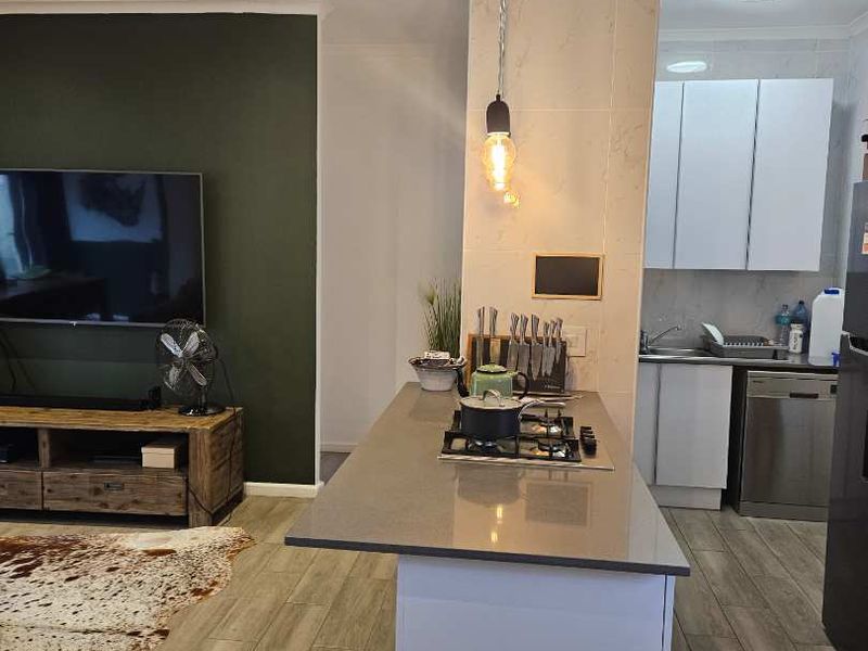Stunning 3 Bedroom home for sale in The Hamptons Lorraine! - Photo 10