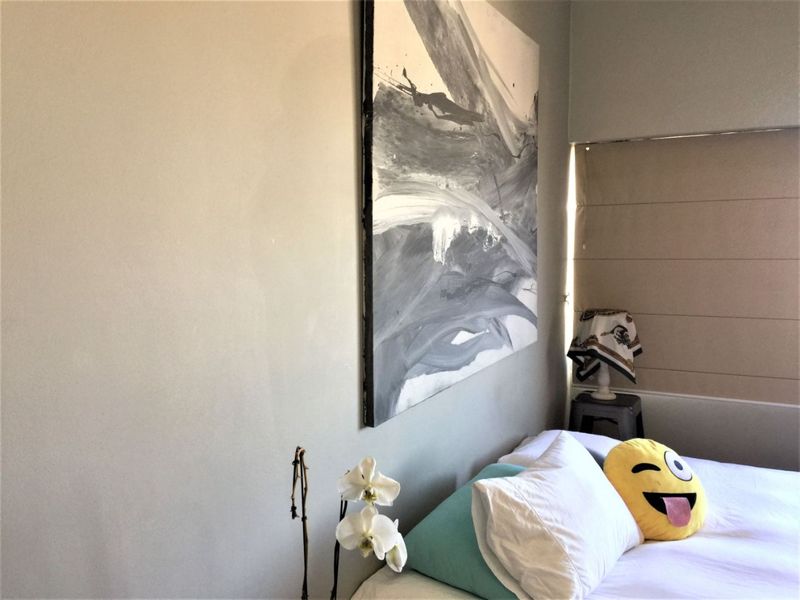 AIRBNB APARTMENT IN SEA POINT - Photo 8